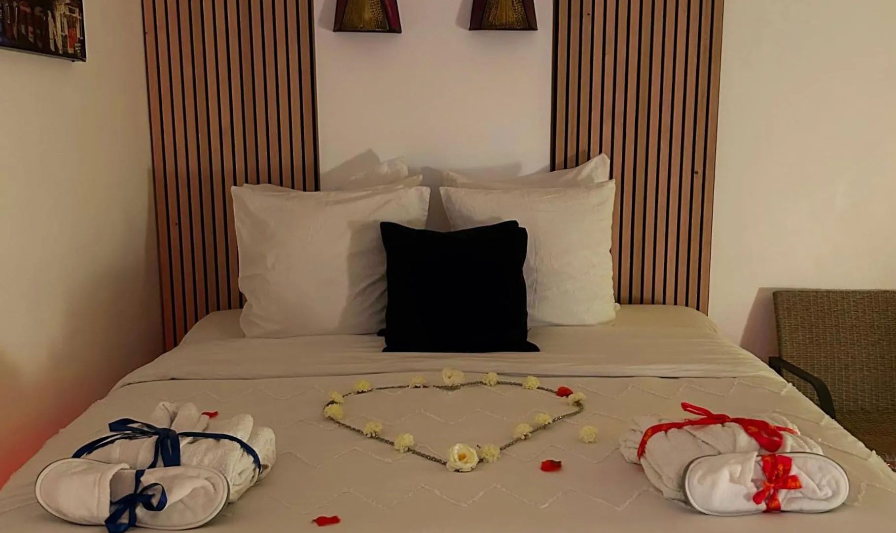 Апартаменты Appartement Jacuzzi Maison Spa Париж